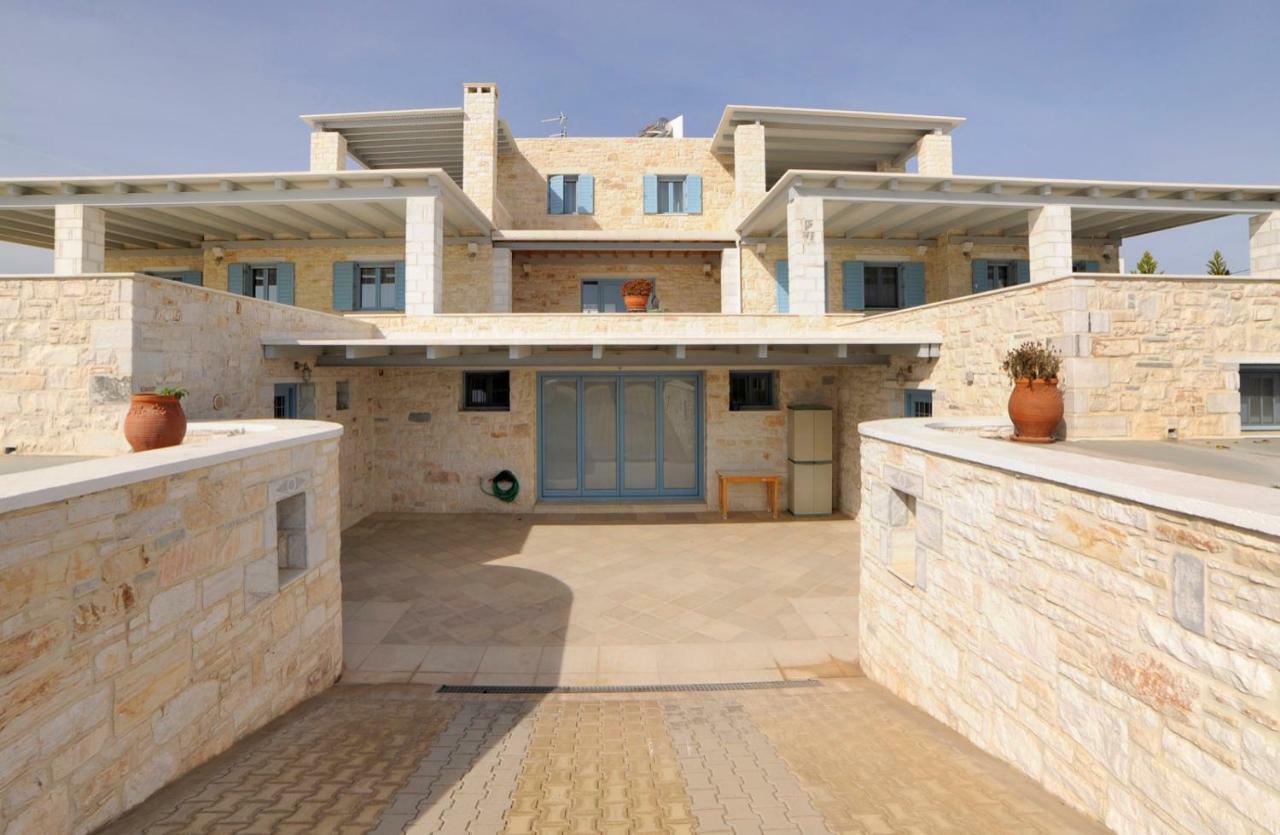 Villa Busho เนาซา ภายนอก รูปภาพ