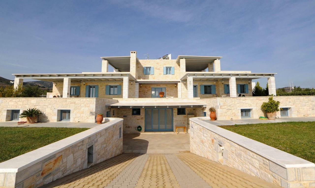 Villa Busho เนาซา ภายนอก รูปภาพ