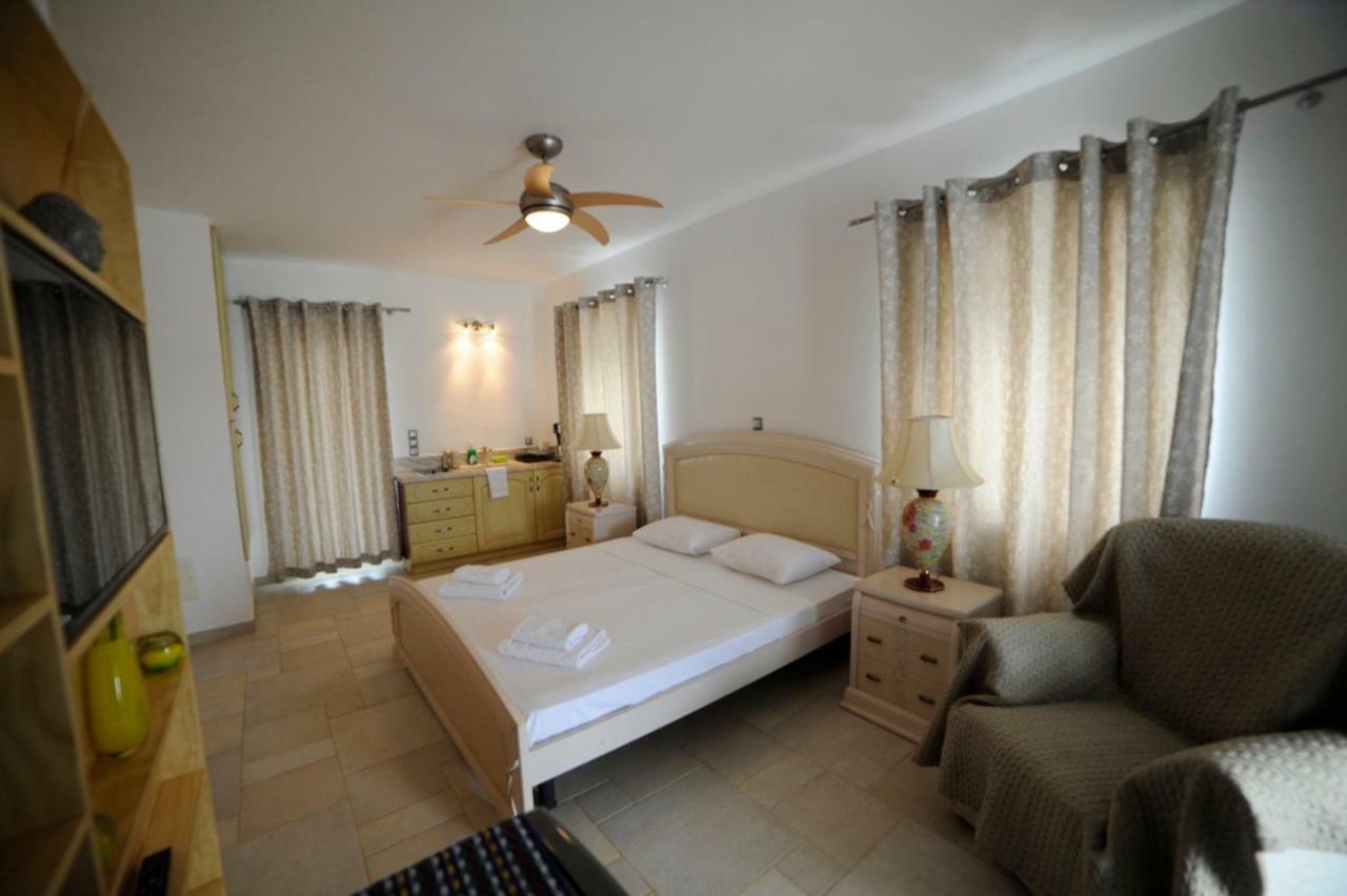 Villa Busho เนาซา ภายนอก รูปภาพ