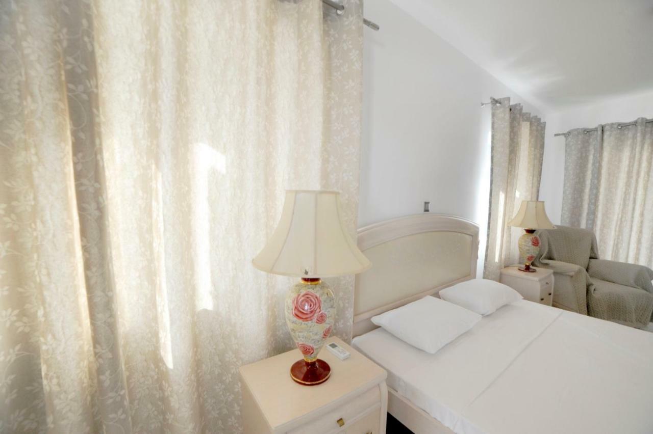 Villa Busho เนาซา ภายนอก รูปภาพ